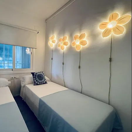 Apartment With Terrace Near 2