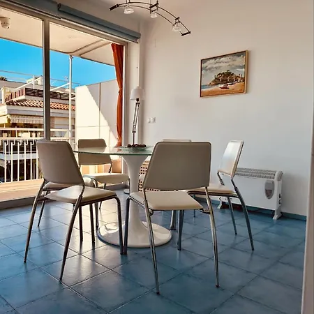 With Terrace Near 2 Apartment *